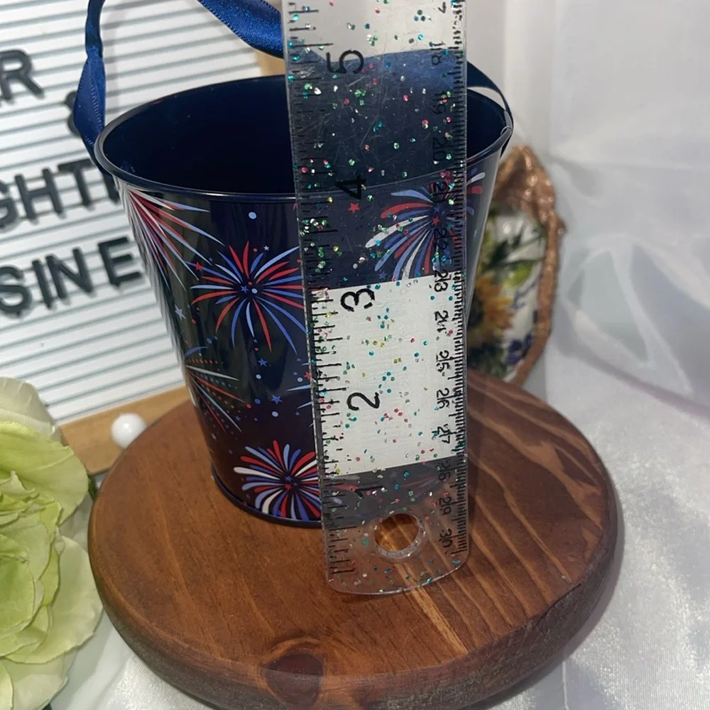 4oz Tin Bucket Pail RED WHITE BLUE STARS 4TH OF JULY MEMORIAL DAY